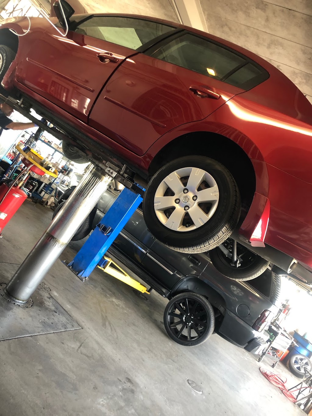 El Primo Auto Repair | 1446 S Flower St, Santa Ana, CA 92707, USA | Phone: (714) 662-7212