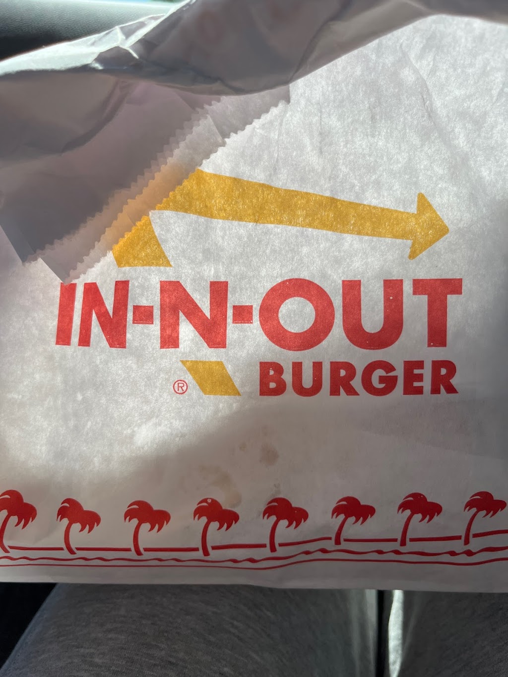 In-N-Out Burger | 2010 Hacienda Dr, Vista, CA 92081, USA | Phone: (800) 786-1000