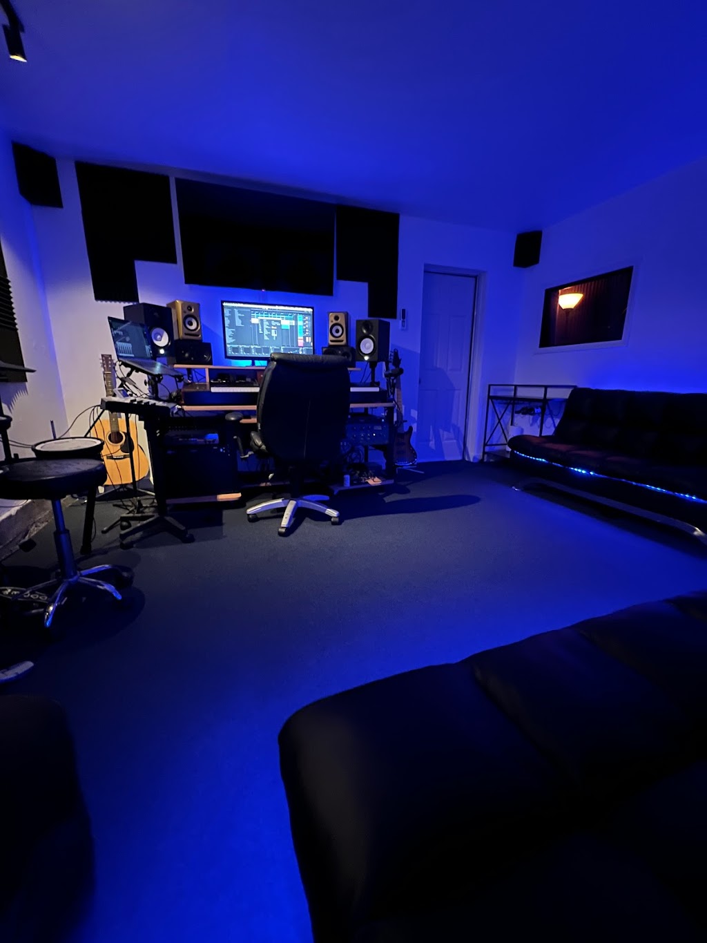 Moore Music Studios | Nordhoff St, Los Angeles, CA 91343, USA | Phone: (559) 931-1762