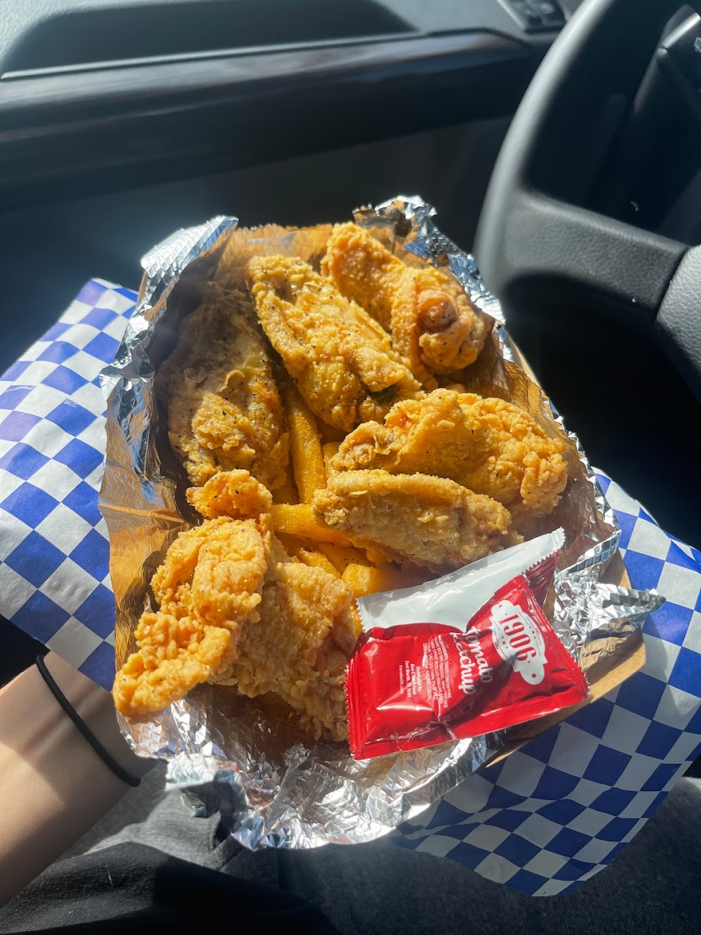 Jowdy’s Fish Castle & Daq Shaq | 708 S Virginia St, Terrell, TX 75160, USA | Phone: (972) 210-7288