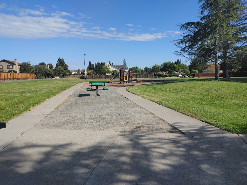 Oliver W. Jones Memorial Park | 721 Corinthia Dr, Milpitas, CA 95035, USA | Phone: (408) 586-3210