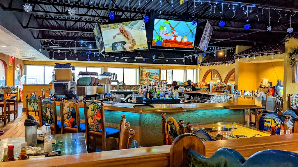 Cancun Mexican Restaurant and Cantina | 11997 Chase Plaza Dr, Cincinnati, OH 45240, USA | Phone: (513) 674-0012