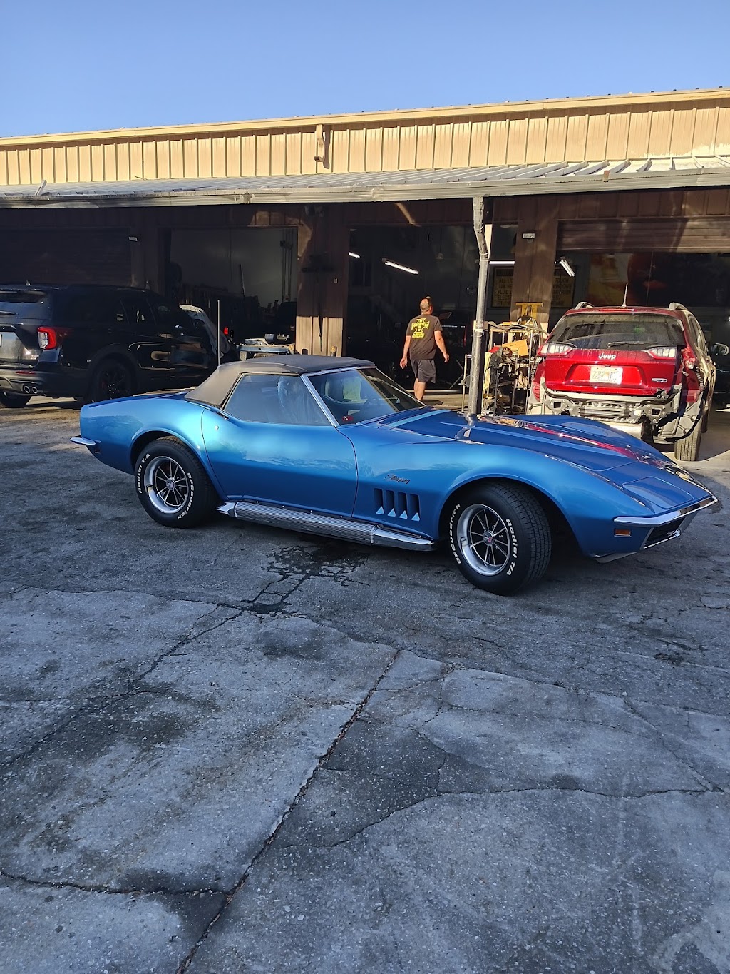 Corvettes West | 6175 Clark Center Ave, Sarasota, FL 34238, USA | Phone: (941) 922-2300