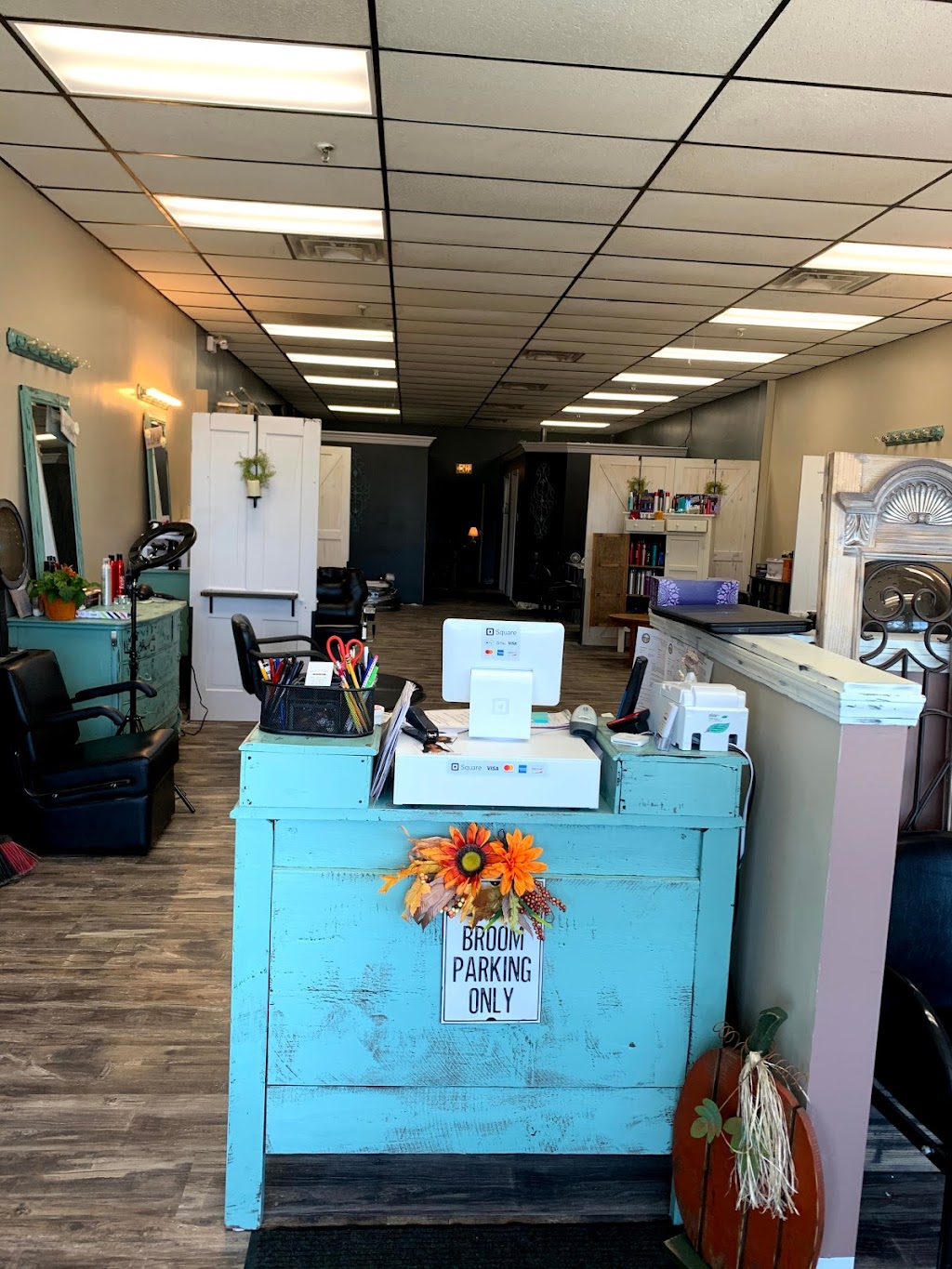 Making The Cut LLC | 132 E Main St, Wilmington, OH 45177, USA | Phone: (937) 283-9109