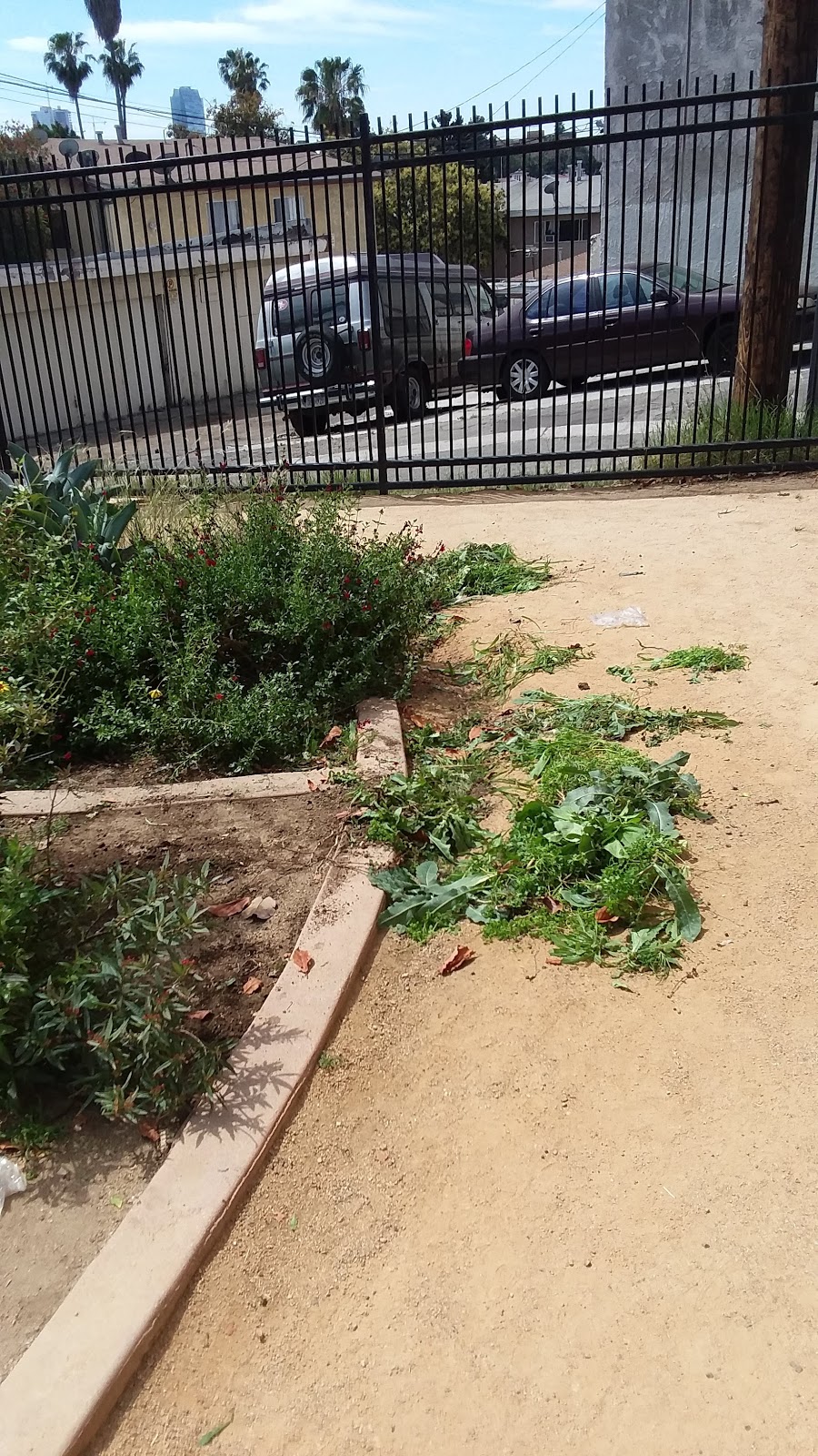 Unidad Park | Beverly Park, Los Angeles, CA 90026, USA | Phone: (213) 485-4833
