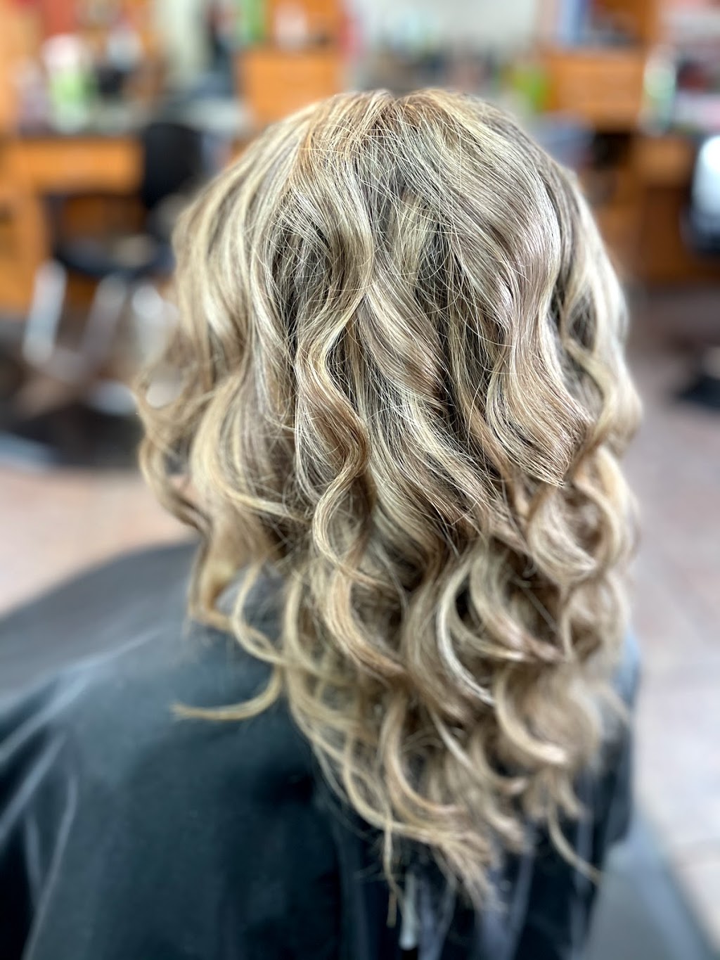 Fantastic Sams Cut & Color | 6883 Mesa Ridge Pkwy, Fountain, CO 80817, USA | Phone: (719) 390-0102