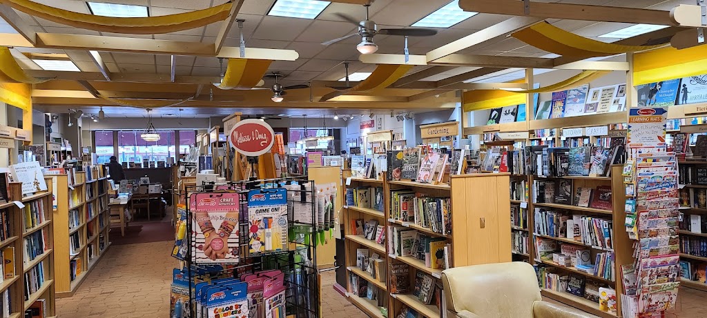 Book House of Stuyvesant Plaza | 1475 Western Ave #62, Albany, NY 12203, USA | Phone: (518) 489-4761