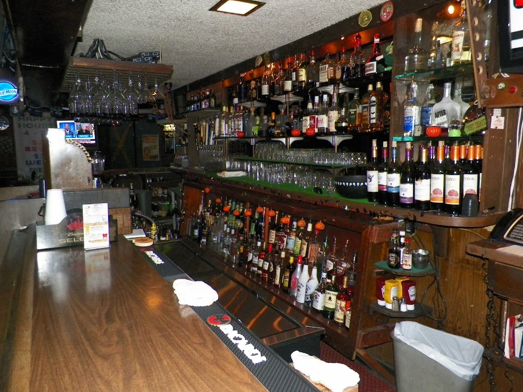 Callahan’s Irish Pub Azusa | 200 S Irwindale Ave, Azusa, CA 91702, USA | Phone: (626) 969-5780