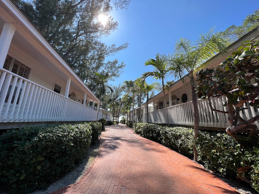 Little Gull Cottages | 5330 Gulf of Mexico Dr, Longboat Key, FL 34228 | Phone: (800) 851-1096