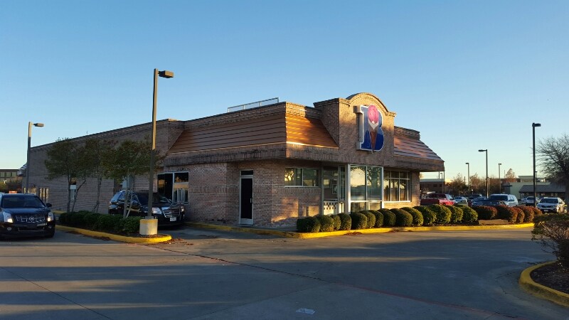 Braums Ice Cream & Dairy Store | 1800 N US 75-Central Expy 1000, McKinney, TX 75070, USA | Phone: (972) 542-0541