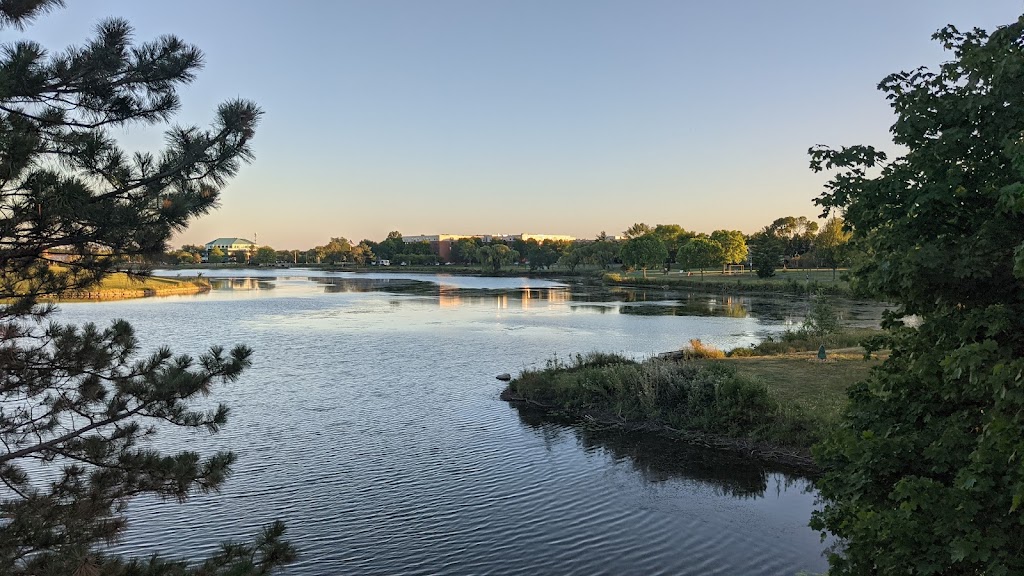 Century Park Arboretum | 1002 Lakeview Pkwy, Vernon Hills, IL 60061, USA | Phone: (847) 996-6800