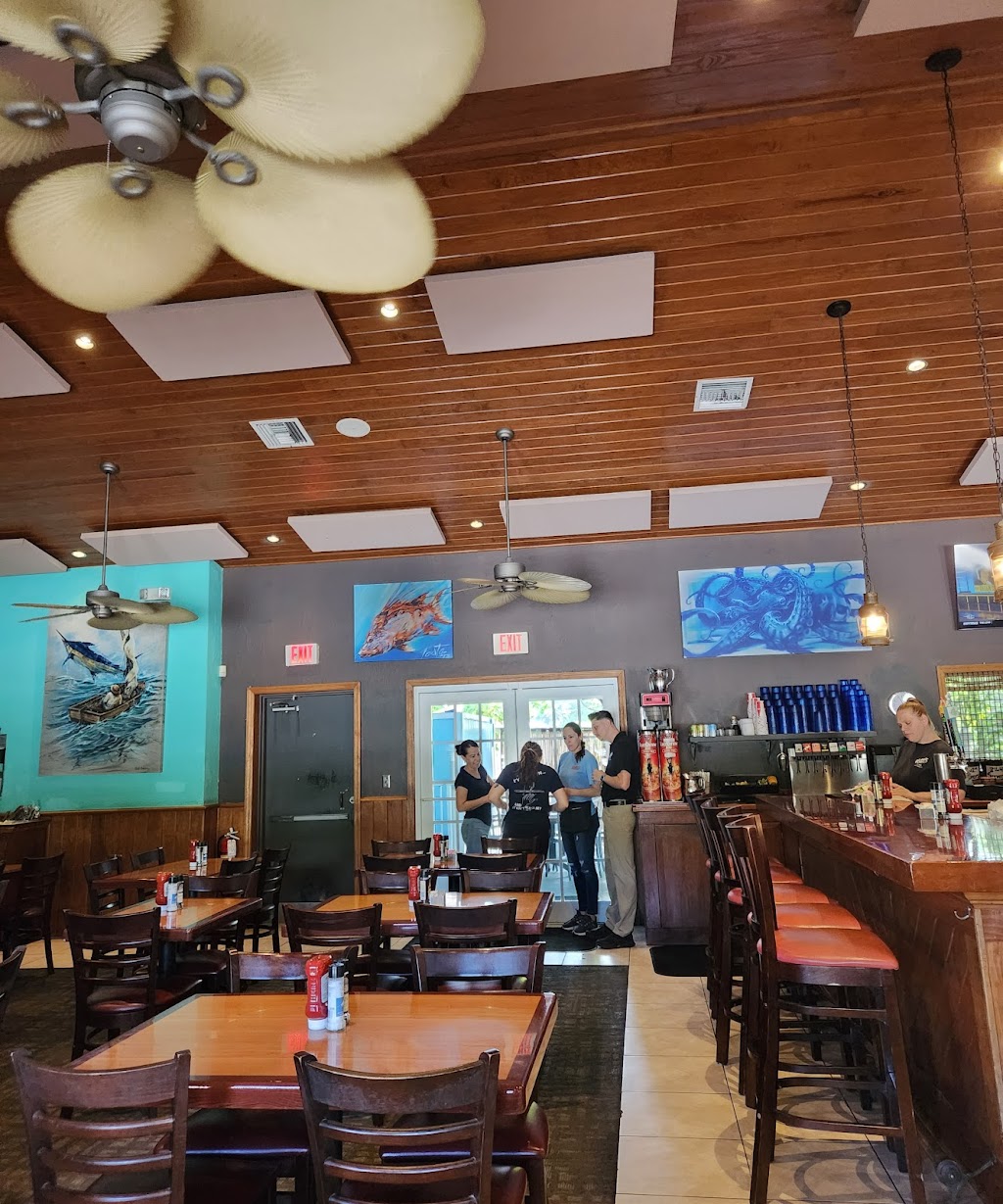 Hobos Cafe | 101691 Overseas Hwy, Key Largo, FL 33037, USA | Phone: (305) 451-5888