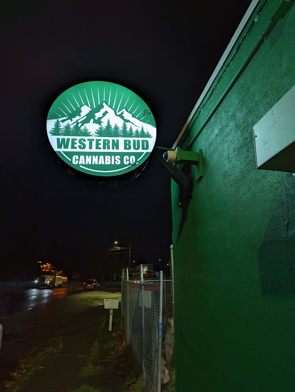 Western Bud | 11401 Rainier Ave S, Seattle, WA 98178, USA | Phone: (206) 257-0663