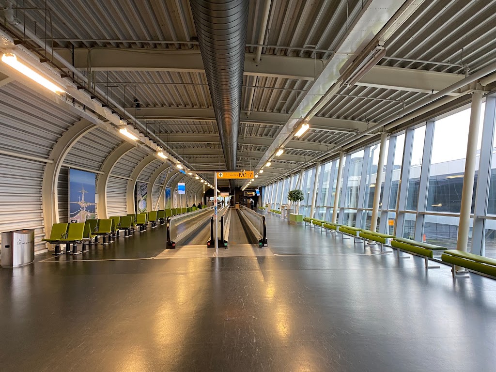 Amsterdam Airport Schiphol | 1118 CP Schiphol, Netherlands | Phone: 020 794 0800