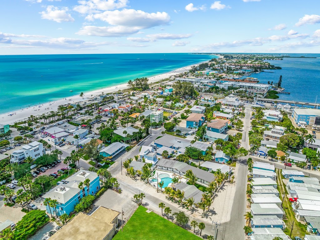 Anna Maria Island Inn | 2200 Gulf Dr N, Bradenton Beach, FL 34217, USA | Phone: (941) 778-3053