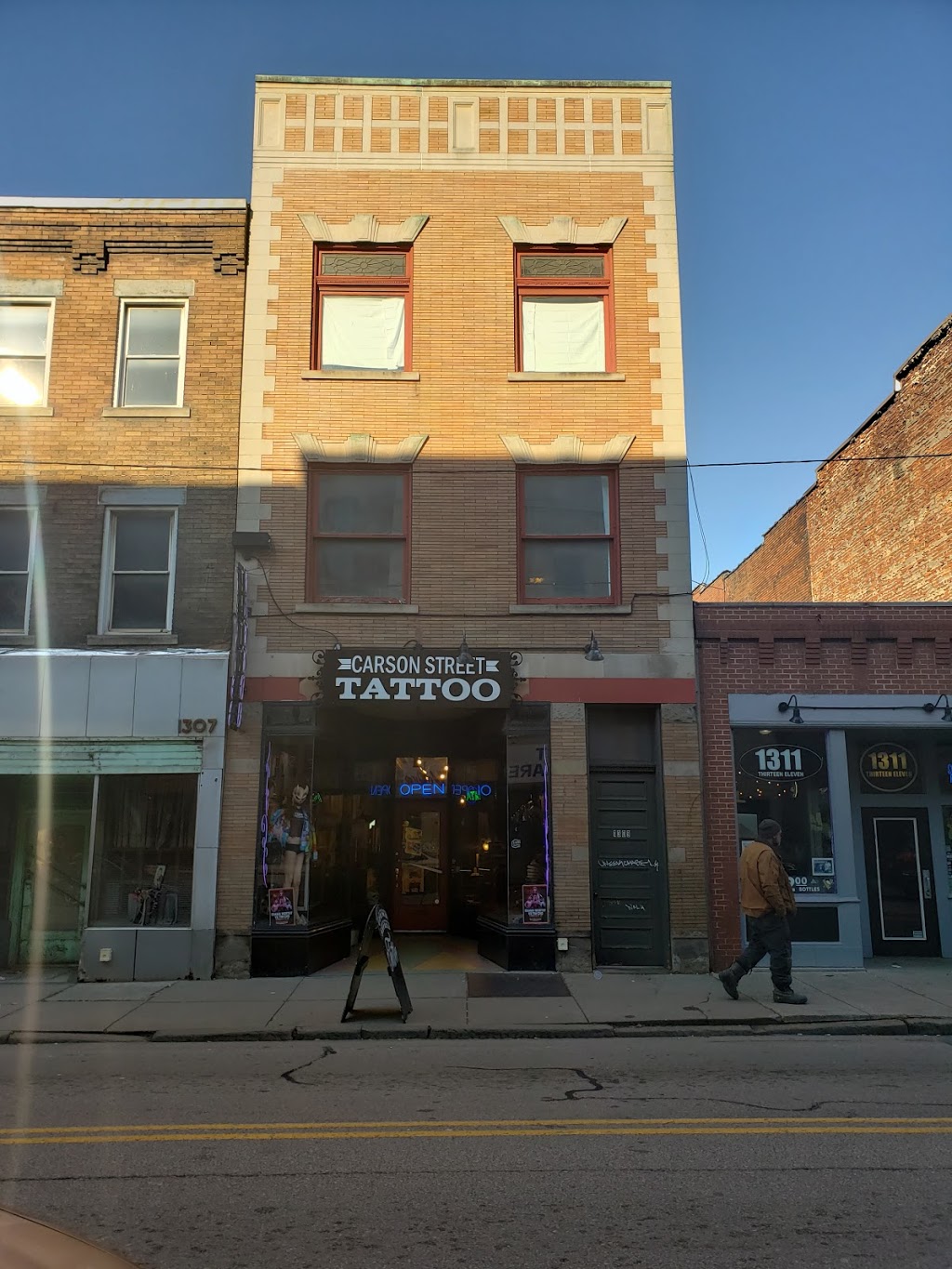 Carson Street Tattoo | 1309 E Carson St, Pittsburgh, PA 15203, USA | Phone: (412) 904-2165