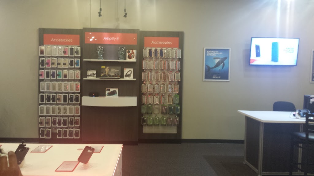 Wireless World - Verizon Authorized Retailer | 178 Tyler Rd S, Red Wing, MN 55066, USA | Phone: (651) 388-4204