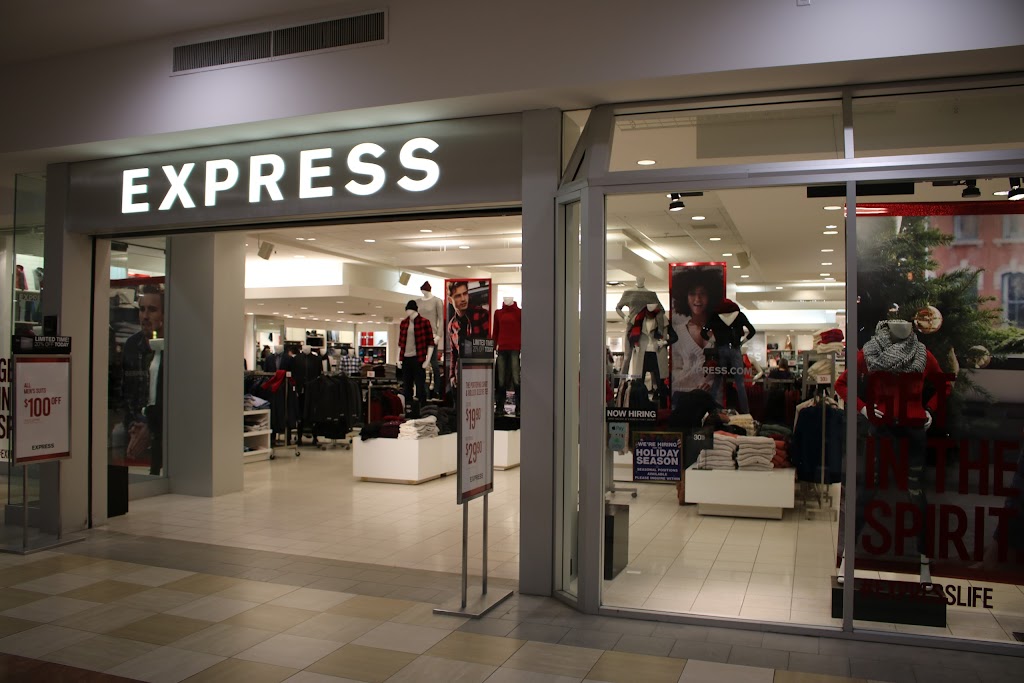 Express Factory Outlet | 131 Colonie Center 345, 349, 351, Albany, NY 12205, USA | Phone: (518) 458-7999