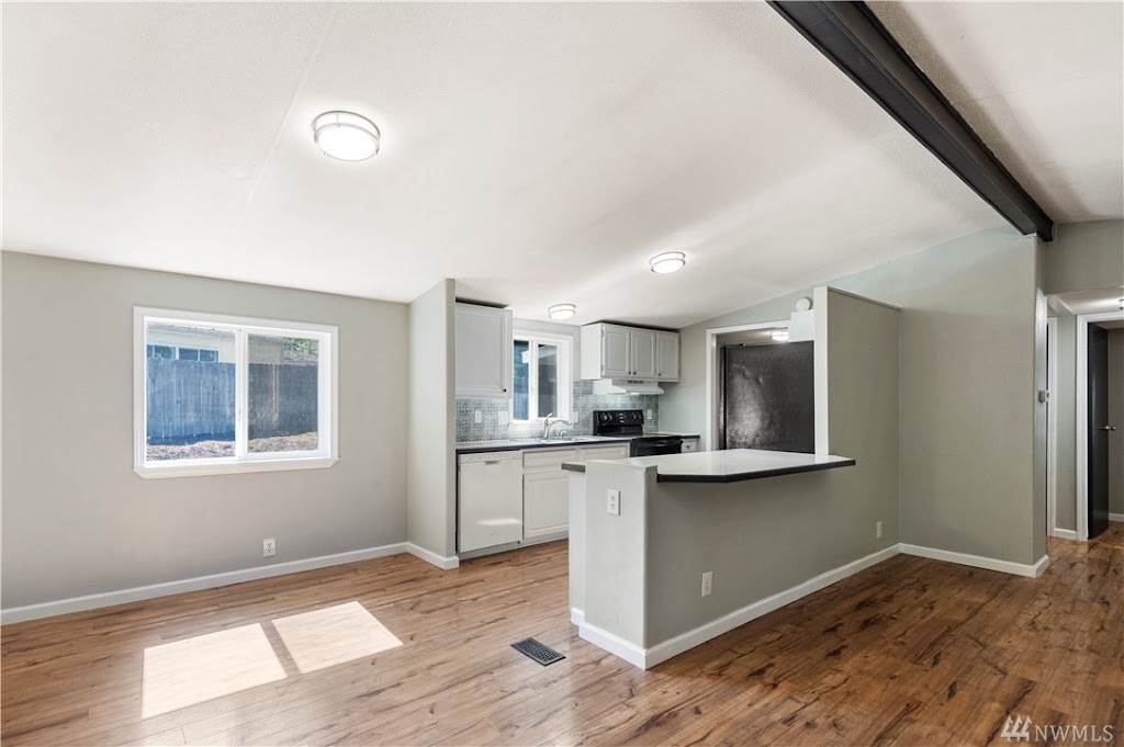 Doug Miller - South Kitsap Properties | 2427 Bethel Rd SE, Port Orchard, WA 98366, USA | Phone: (360) 329-9440