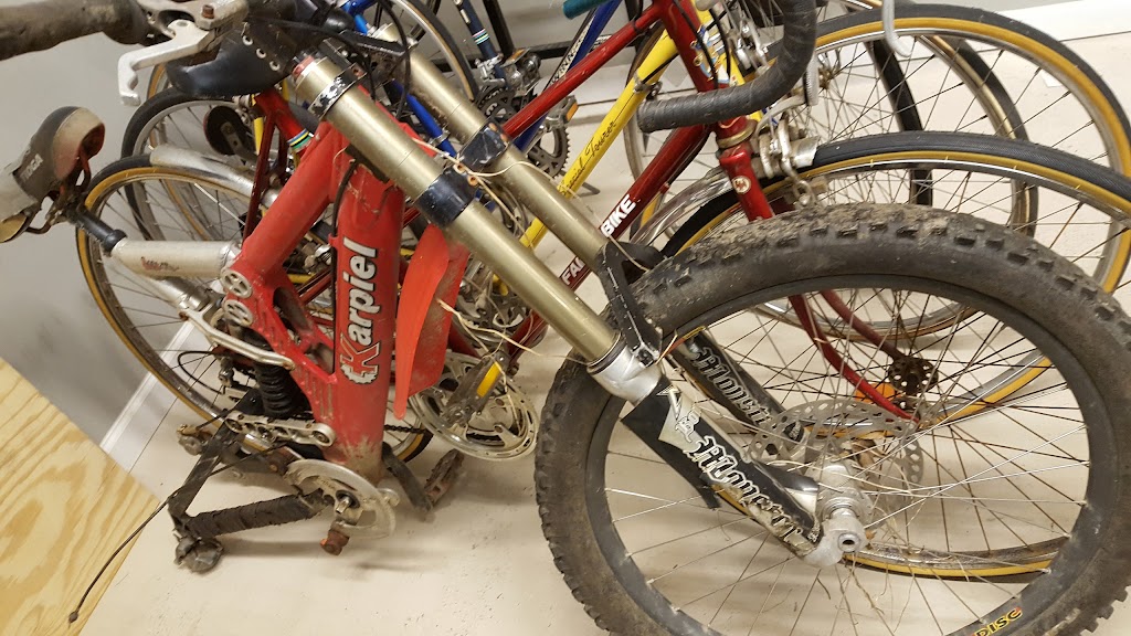 Reds Bicycle Sales & Repair LLC | 36081 Lakeshore Blvd #1, Eastlake, OH 44095, USA | Phone: (440) 463-2349