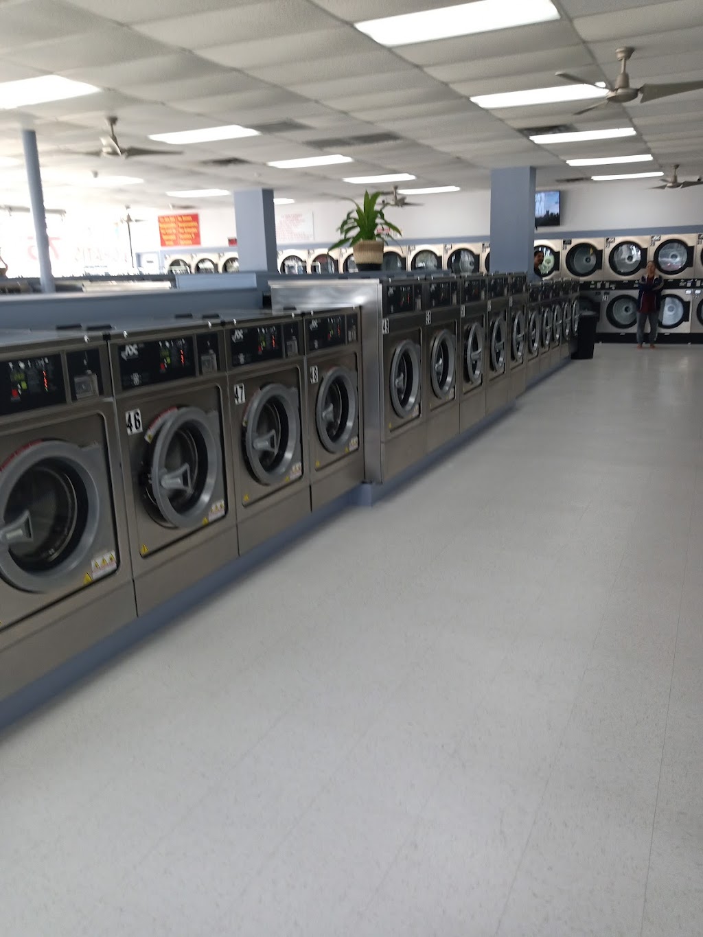 City Coin Laundry | Lewisville, TX 75067, USA | Phone: (972) 537-5677