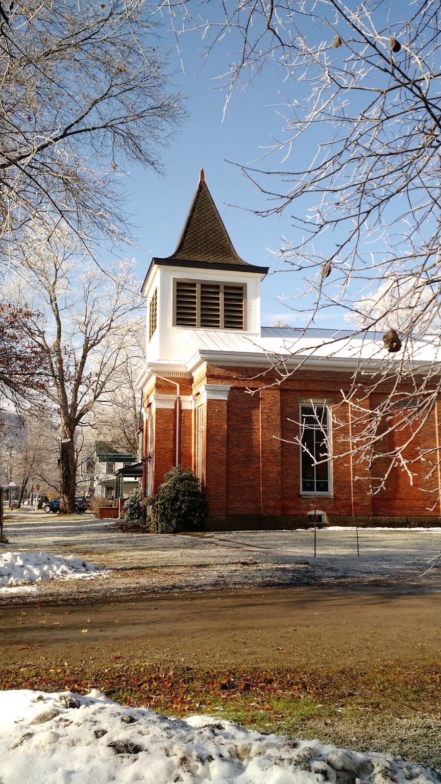 United Church of Ellicottville | 51 Elizabeth St, Ellicottville, NY 14731, USA | Phone: (716) 699-4003