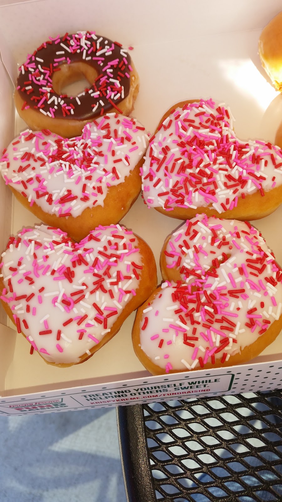 Krispy Kreme | 1024 W Gladstone St, San Dimas, CA 91773, USA | Phone: (909) 599-4882