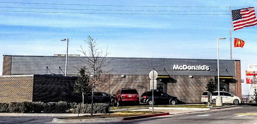 McDonalds | 15957 North Freeway, TX-114, Fort Worth, TX 76177, USA | Phone: (682) 831-9927