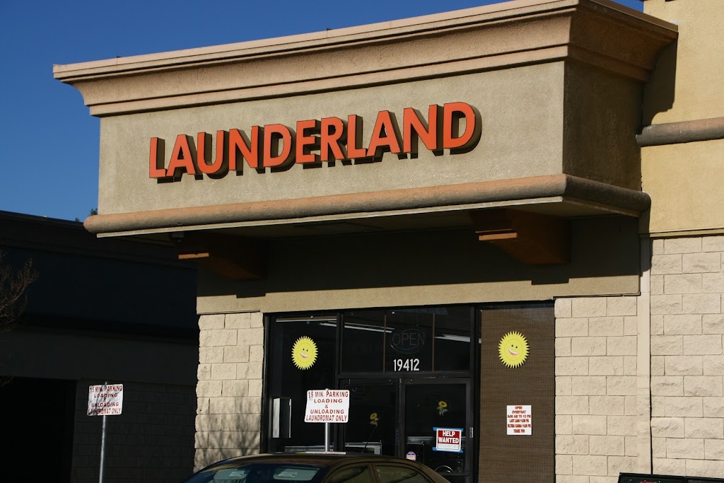 LAUNDERLAND | 19412 Soledad Canyon Rd, Canyon Country, CA 91351 | Phone: (661) 877-0622