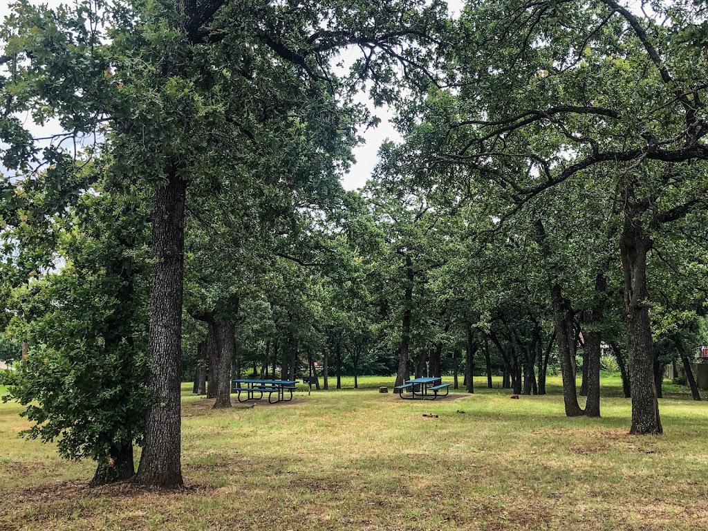 East End Trail Park | 3700 Hastings Pl, Bedford, TX 76021, USA | Phone: (817) 952-2300