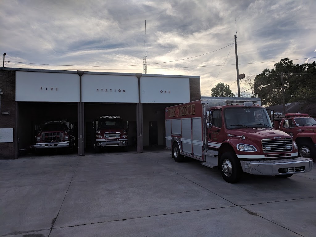 Ponchatoula Fire Department #1 | 201 NW Railroad Ave, Ponchatoula, LA 70454, USA | Phone: (985) 386-6648