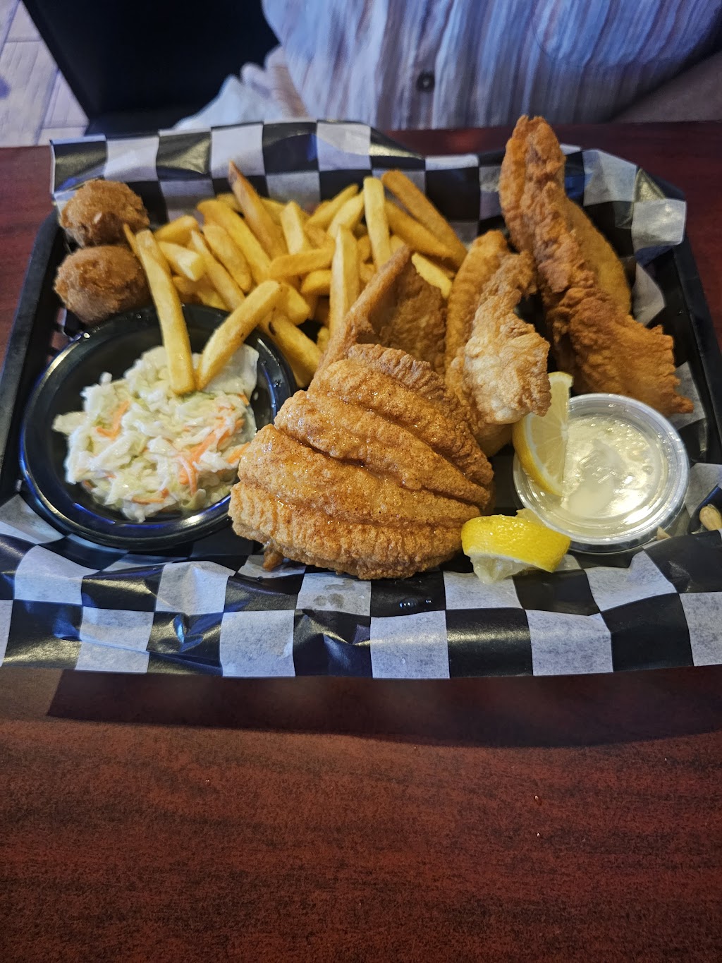 Lollygaggers Sports Pub & Grill - Wildwood | 1220 S Main St, Wildwood, FL 34785, USA | Phone: (352) 399-6401