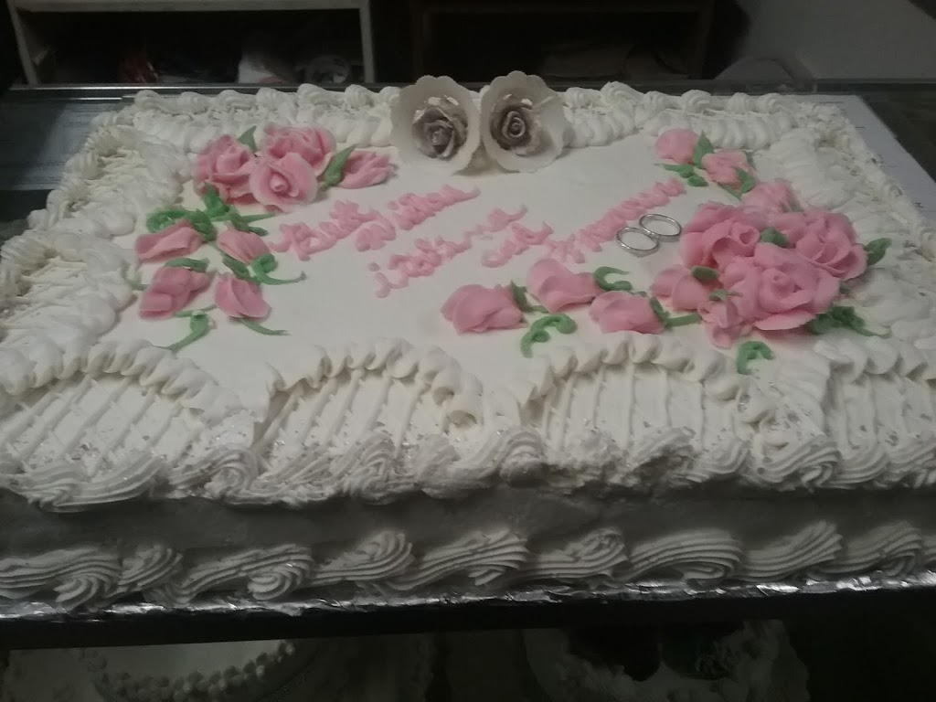 Beths Cakes & Candy | 817 Harmony Baptist Rd, New Castle, PA 16101, USA | Phone: (724) 924-2175