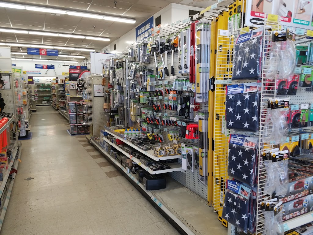 Harbor Freight Tools | 5231 Evergreen Way, Everett, WA 98203, USA | Phone: (425) 513-6213