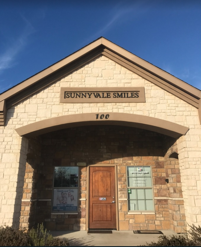 Ideal Dental Sunnyvale | 272 S Collins Rd Ste 100, Sunnyvale, TX 75182, USA | Phone: (972) 216-1871