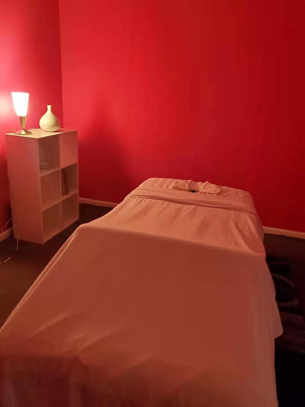 Leisure Massage & Spa | 1010 NW Woods Chapel Rd Suite B, Blue Springs, MO 64015, USA | Phone: (816) 915-9620