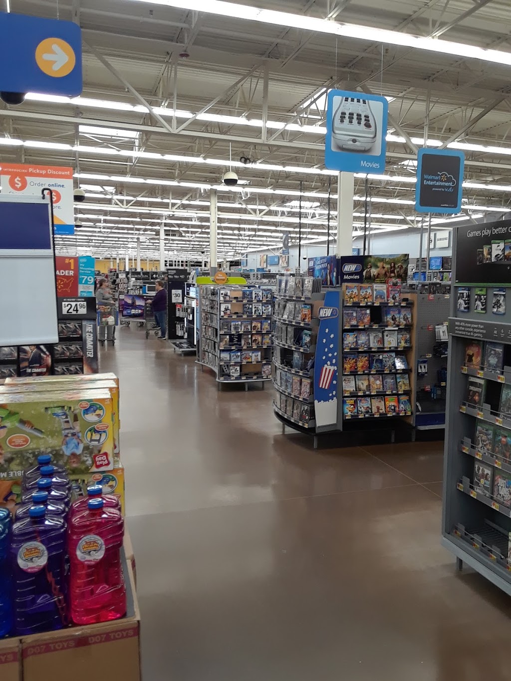 Walmart Supercenter | 1470 S Court St, Circleville, OH 43113, USA | Phone: (740) 477-3678