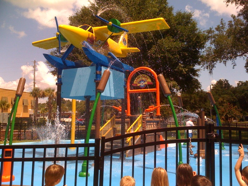 Tavares Splash Pad | At Wooton Park, 306 E Ruby St, Tavares, FL 32778, USA | Phone: (352) 742-6267