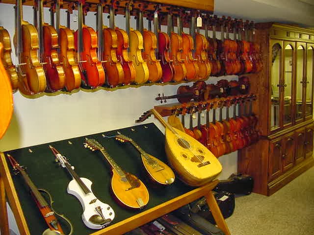 Wronas House of Violins | 907 Escarpment Dr, Lewiston, NY 14092, USA | Phone: (716) 297-2263