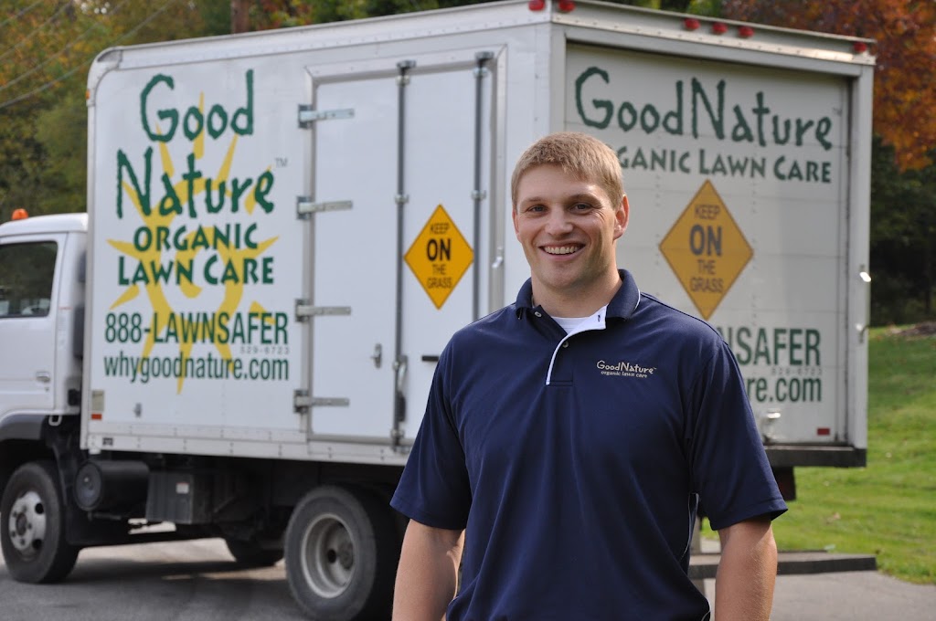 Good Nature Organic Lawn Care Cleveland | 7621 Old Rockside Rd, Cleveland, OH 44131 | Phone: (216) 641-9800