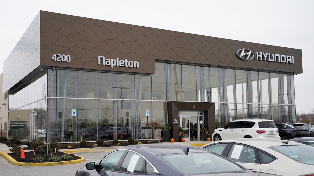 Napleton Hyundai of Carmel | 4200 E 96th St, Indianapolis, IN 46240, USA | Phone: (844) 729-4217