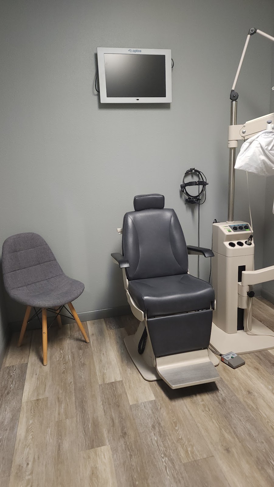 Azzue Optometry | 8603 Easthaven Ct, New Port Richey, FL 34655, USA | Phone: (727) 844-3223