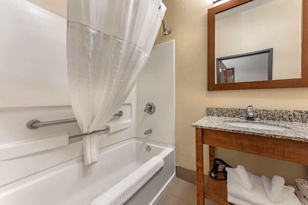 Comfort Inn & Suites Streetsboro - Kent | 9172 Market Square Dr, Streetsboro, OH 44241, USA | Phone: (330) 422-6446