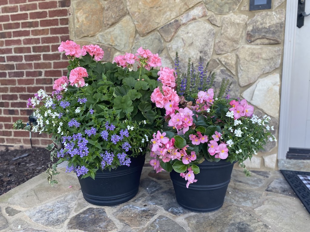 Southern Garden Container Designs | 2720 Franklin Turnpike, Danville, VA 24540, USA | Phone: (434) 204-8002