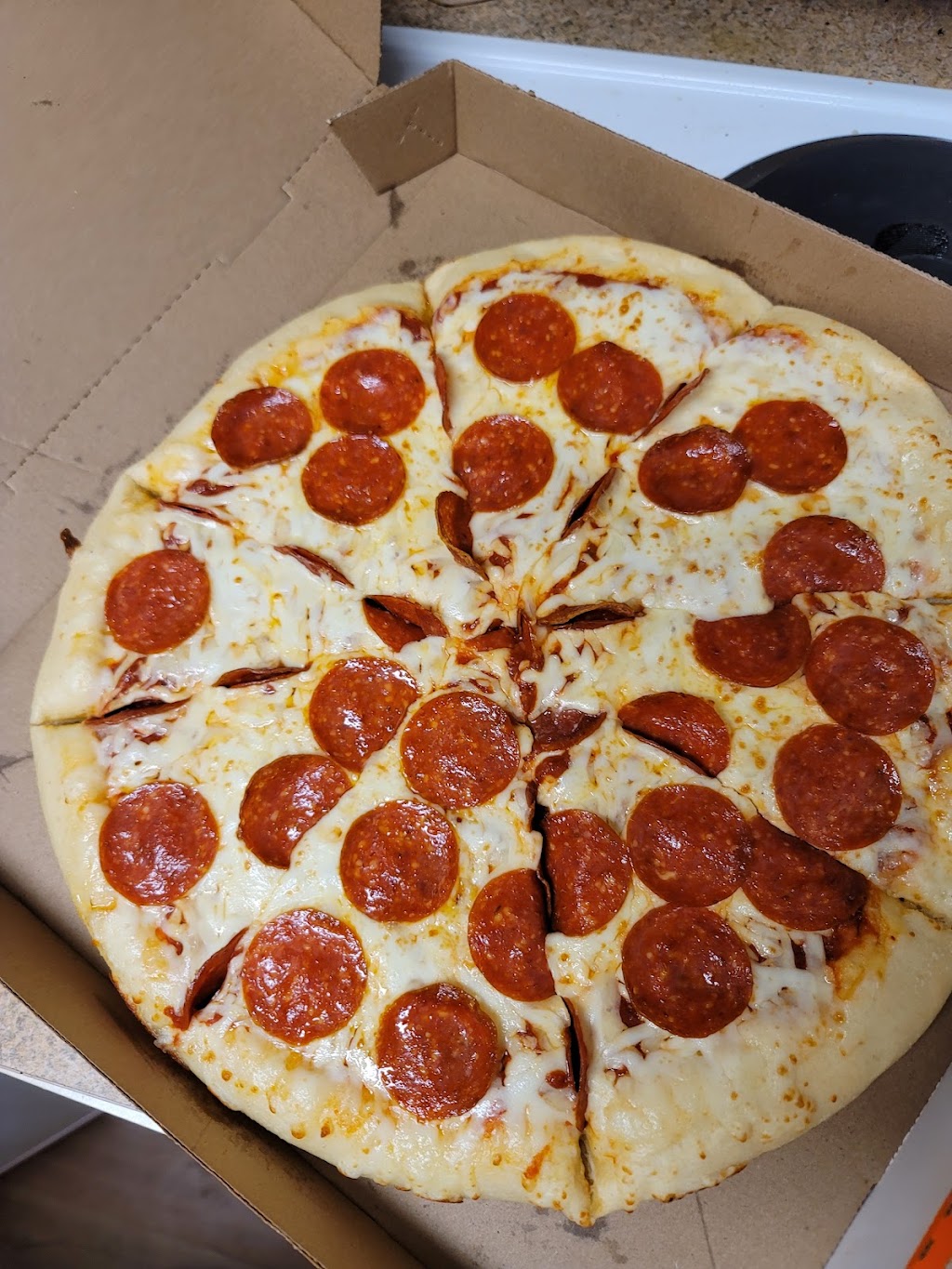 Little Caesars Pizza | 930 E Dorothy Ln, Kettering, OH 45419, USA | Phone: (937) 298-1201