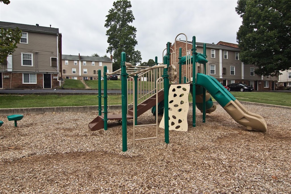 Hyde Park Townhomes | 4223 Hyde Park Dr, Chester, VA 23831, USA | Phone: (804) 212-2022