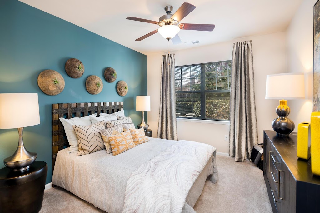 The Ashborough Apartments | 20155 San Joaquin Terrace, Ashburn, VA 20147 | Phone: (571) 223-2400