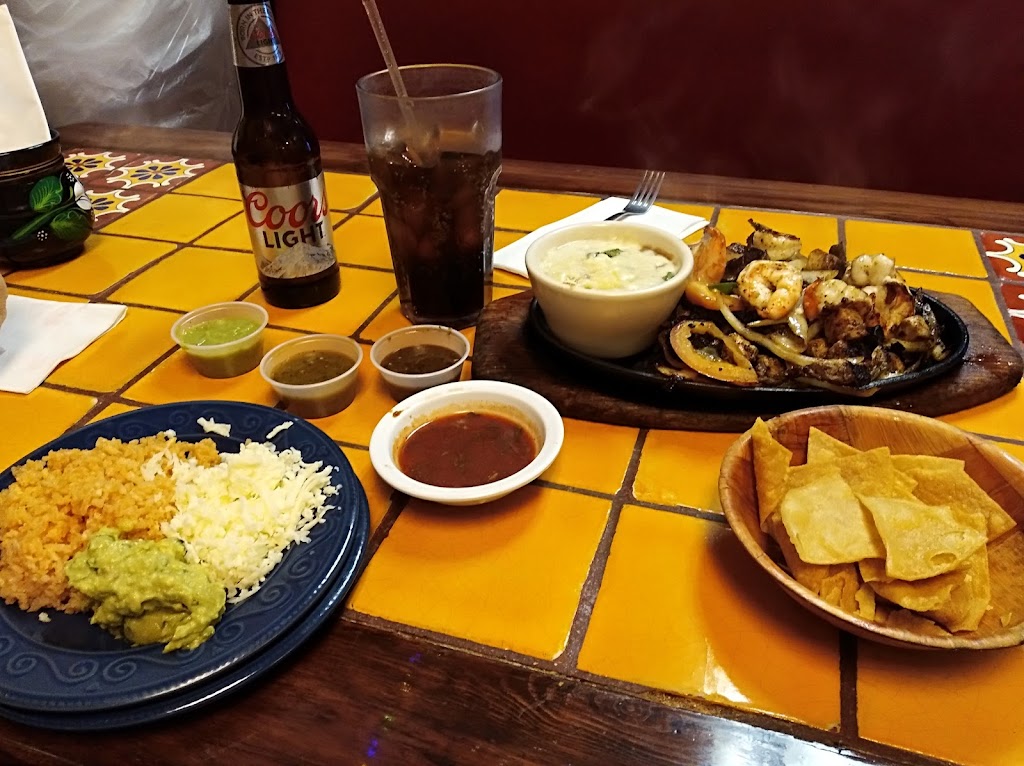 Tacos Las Salsas | 10818 Rosedale Hwy, Bakersfield, CA 93312, USA | Phone: (661) 829-2014