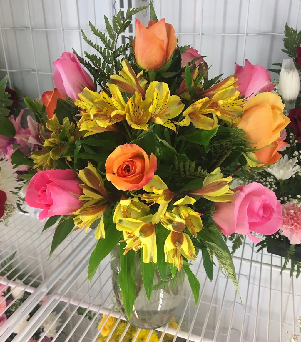 Evelyns Flower Shop | 4122 Philadelphia St Suite E, Chino, CA 91710, USA | Phone: (909) 270-3171