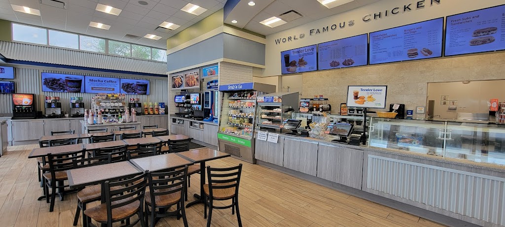 Royal Farms | 207 E Main St, Collegeville, PA 19426, USA | Phone: (484) 854-0294